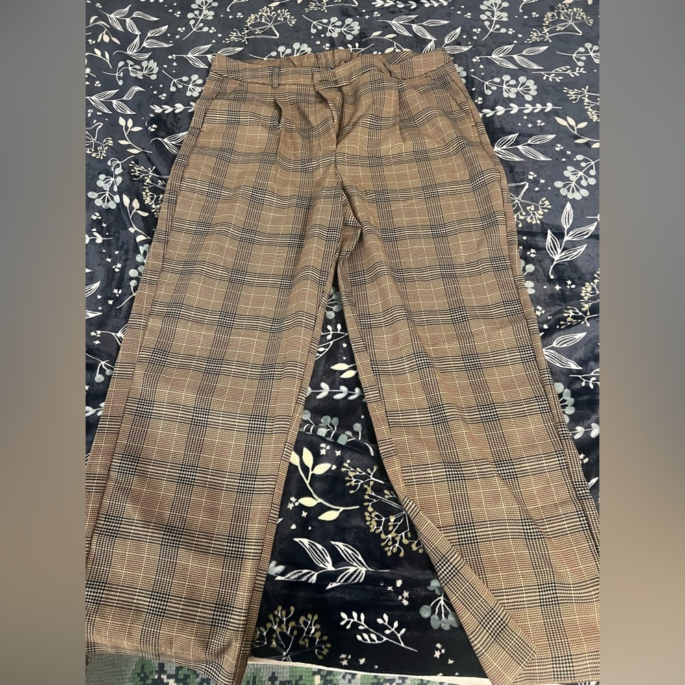 Old navy brown plaid wide leg pants, size XL
